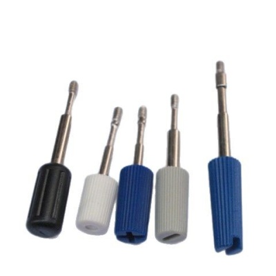 注塑成型螺丝4-40UNC包胶手拧电脑线速连接器螺杆镀镍包胶防滑